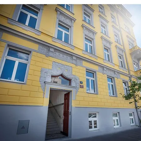 Apartment Letna Garden *