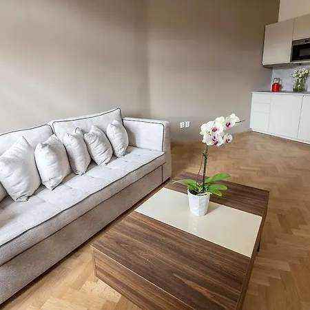 Apartment Letna Garden Prague